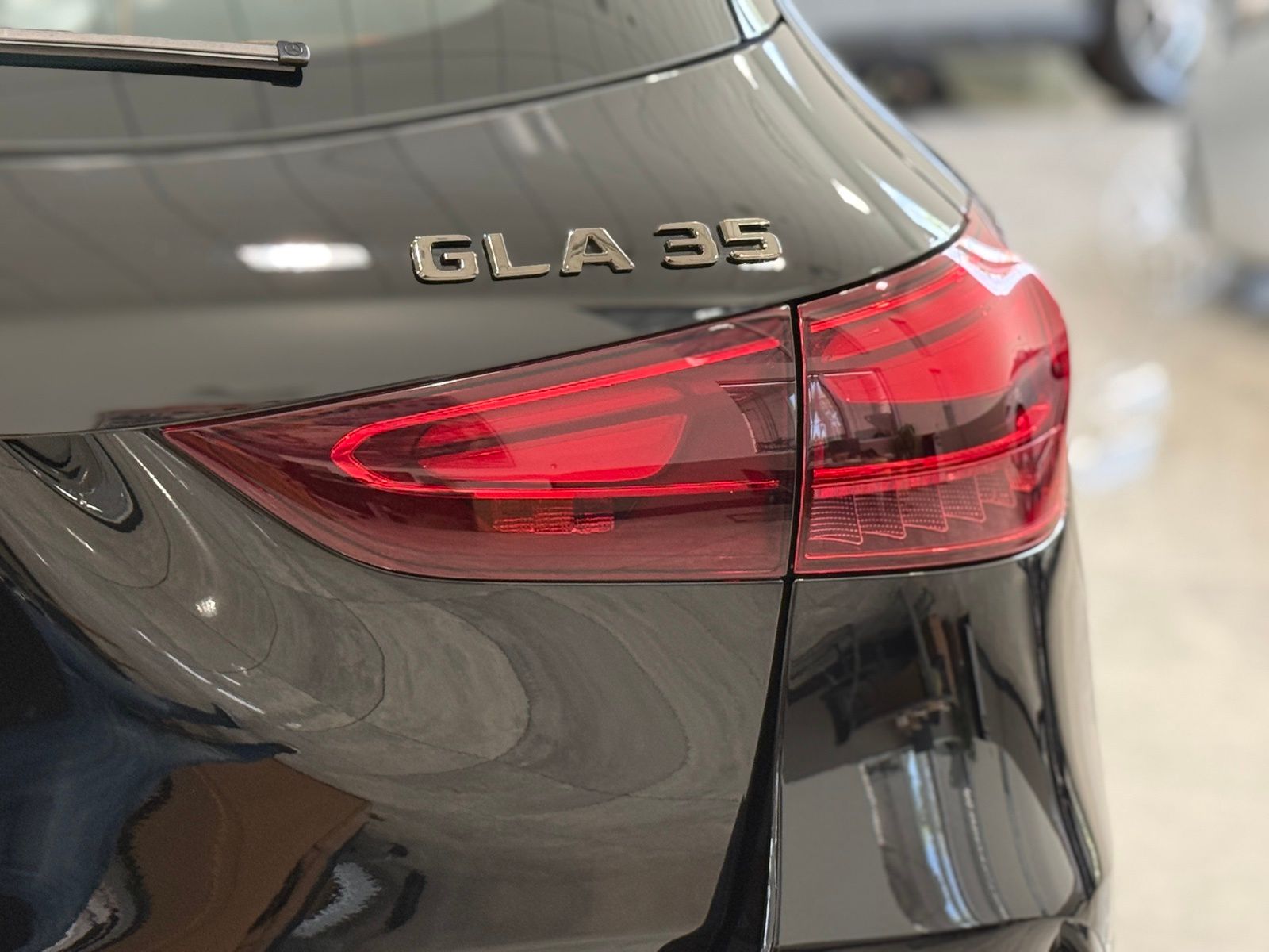 2026 Mercedes-Benz GLA AMG GLA 35 - Photo 10