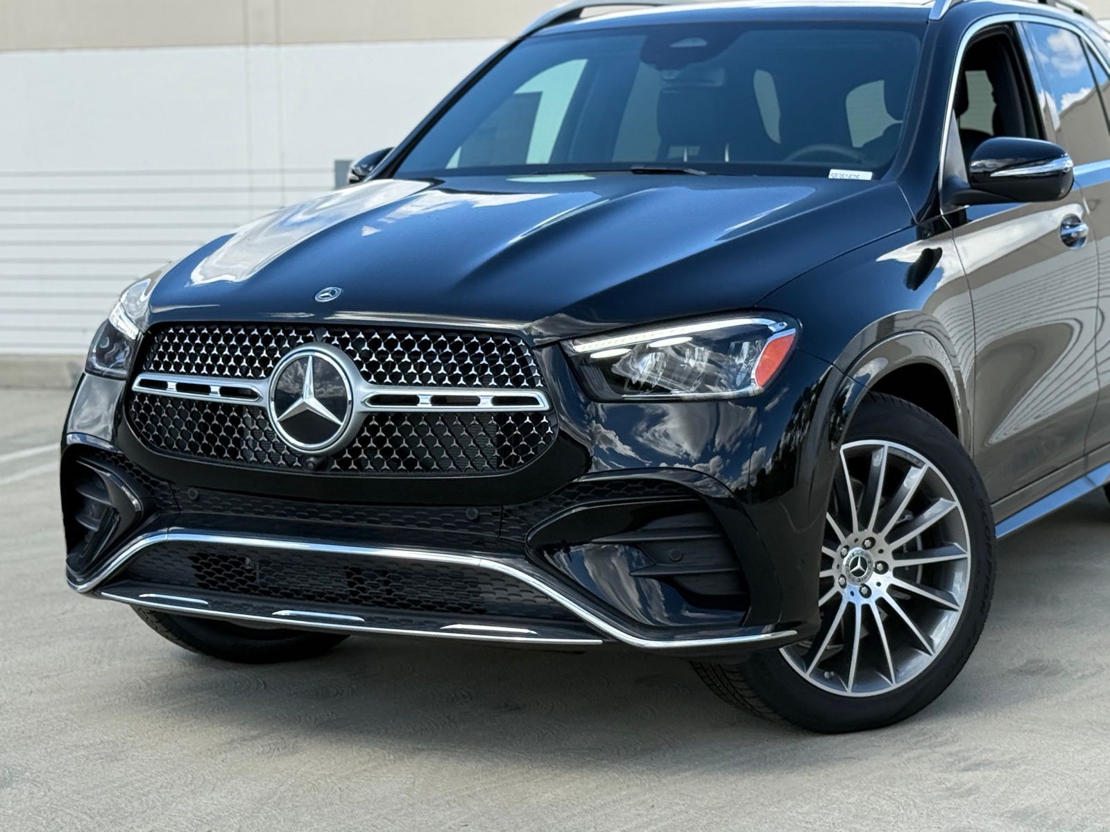 2025 Mercedes-Benz GLE GLE580 - Photo 2