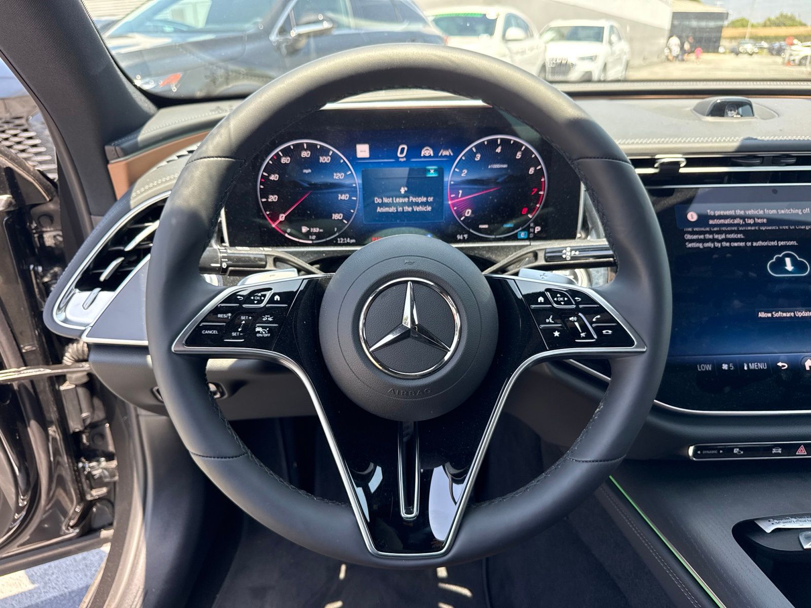 2025 Mercedes-Benz E-Class E350 - Photo 22