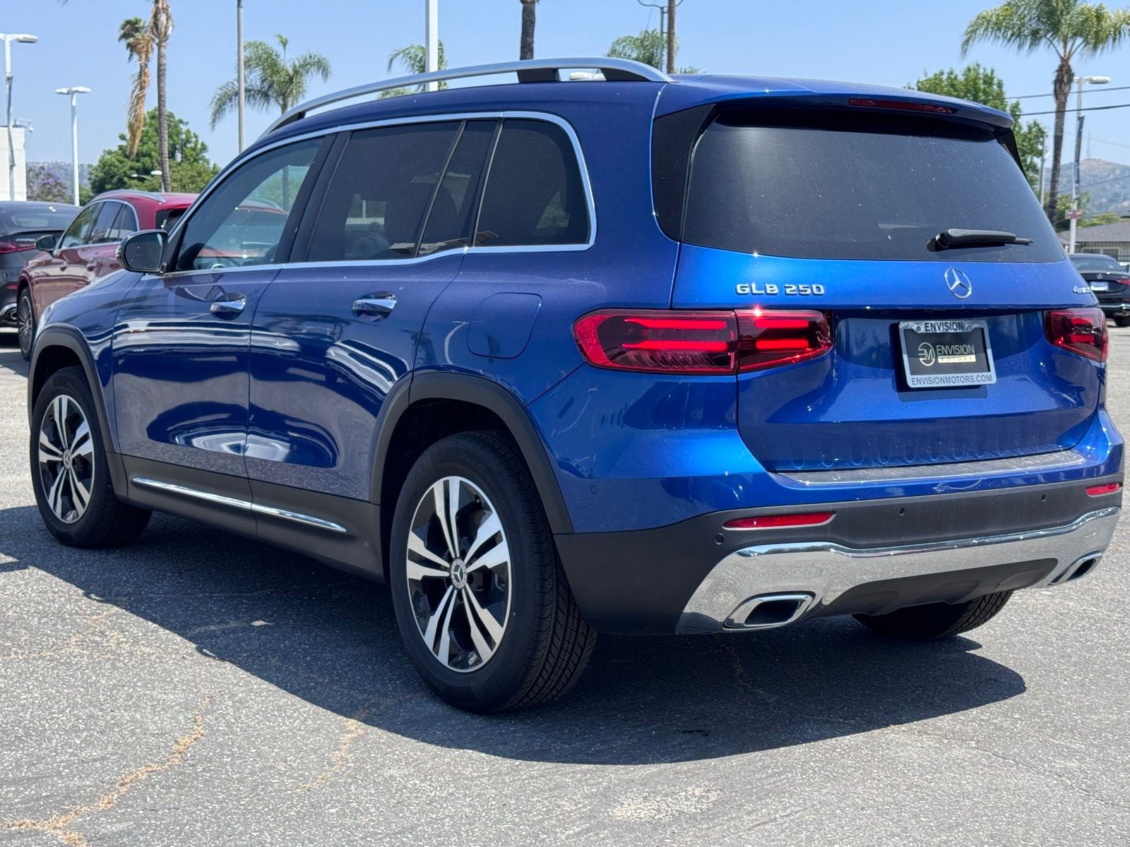 2025 Mercedes-Benz GLB Base - Photo 9