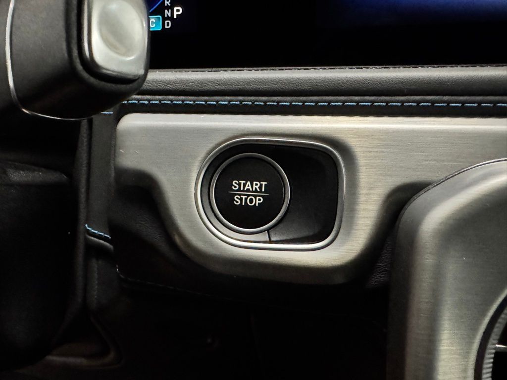 2025 Mercedes-Benz G-Class G580 - Photo 22