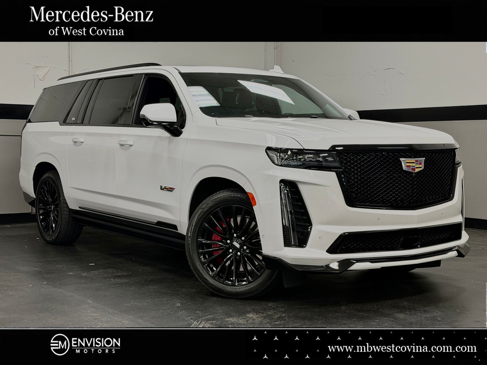 2023 Cadillac Escalade ESV V-Series's photo