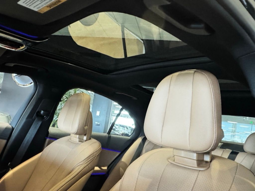 2025 Mercedes-Benz E-Class E350 - Photo 17
