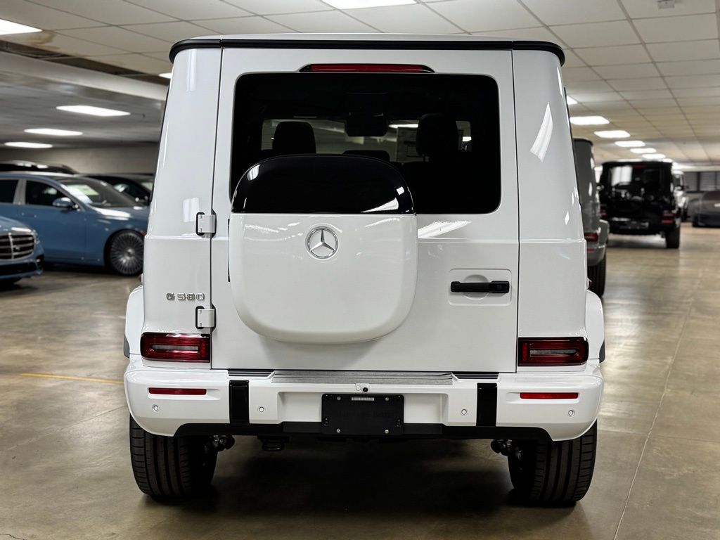 2025 Mercedes-Benz G-Class G580 - Photo 9