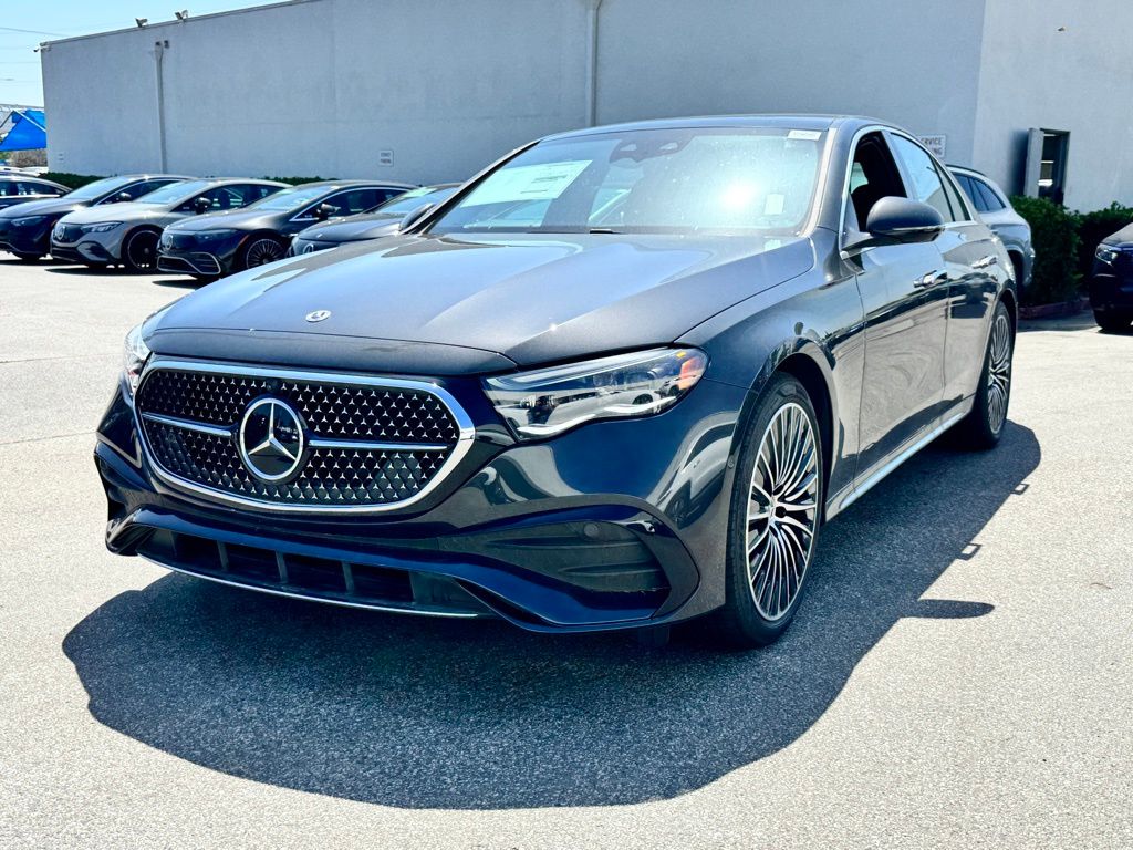 2025 Mercedes-Benz E-Class E350 - Photo 7