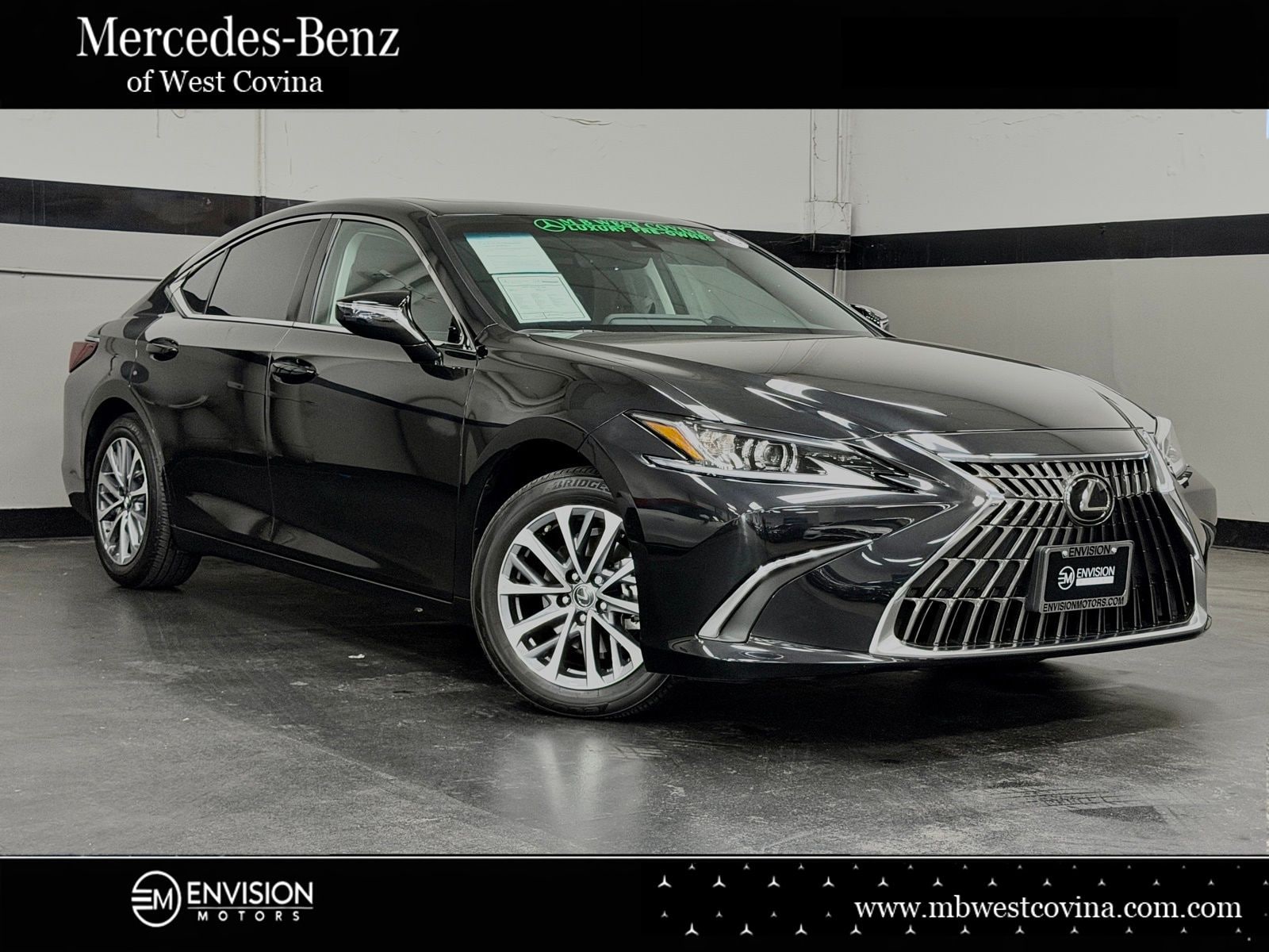 2025 Lexus ES 350 350's photo