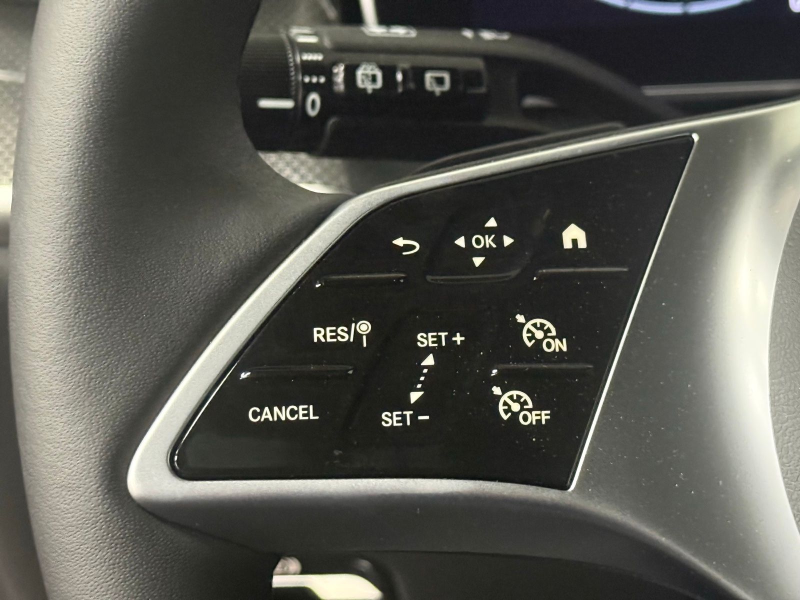 2025 Mercedes-Benz GLC Base - Photo 20