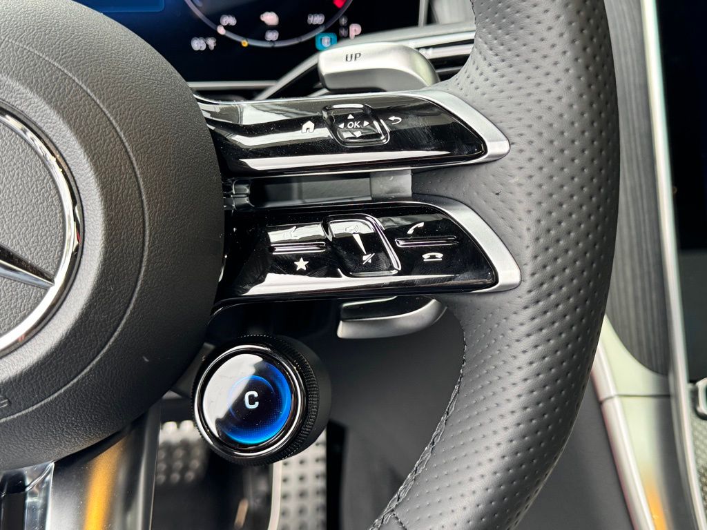 2025 Mercedes-Benz GLC AMG GLC63 S - Photo 23