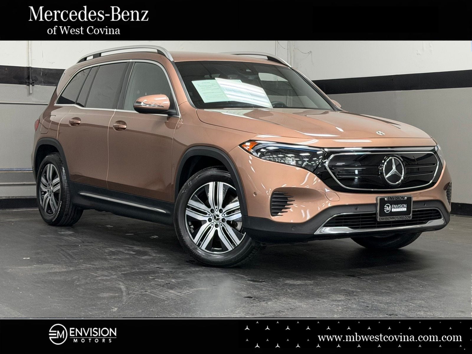 2023 Mercedes-Benz EQB EQB 300's photo