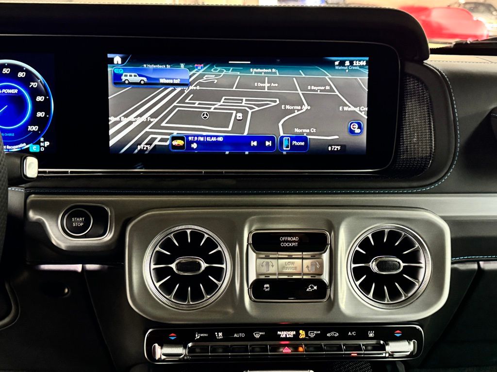 2025 Mercedes-Benz G-Class G580 - Photo 24