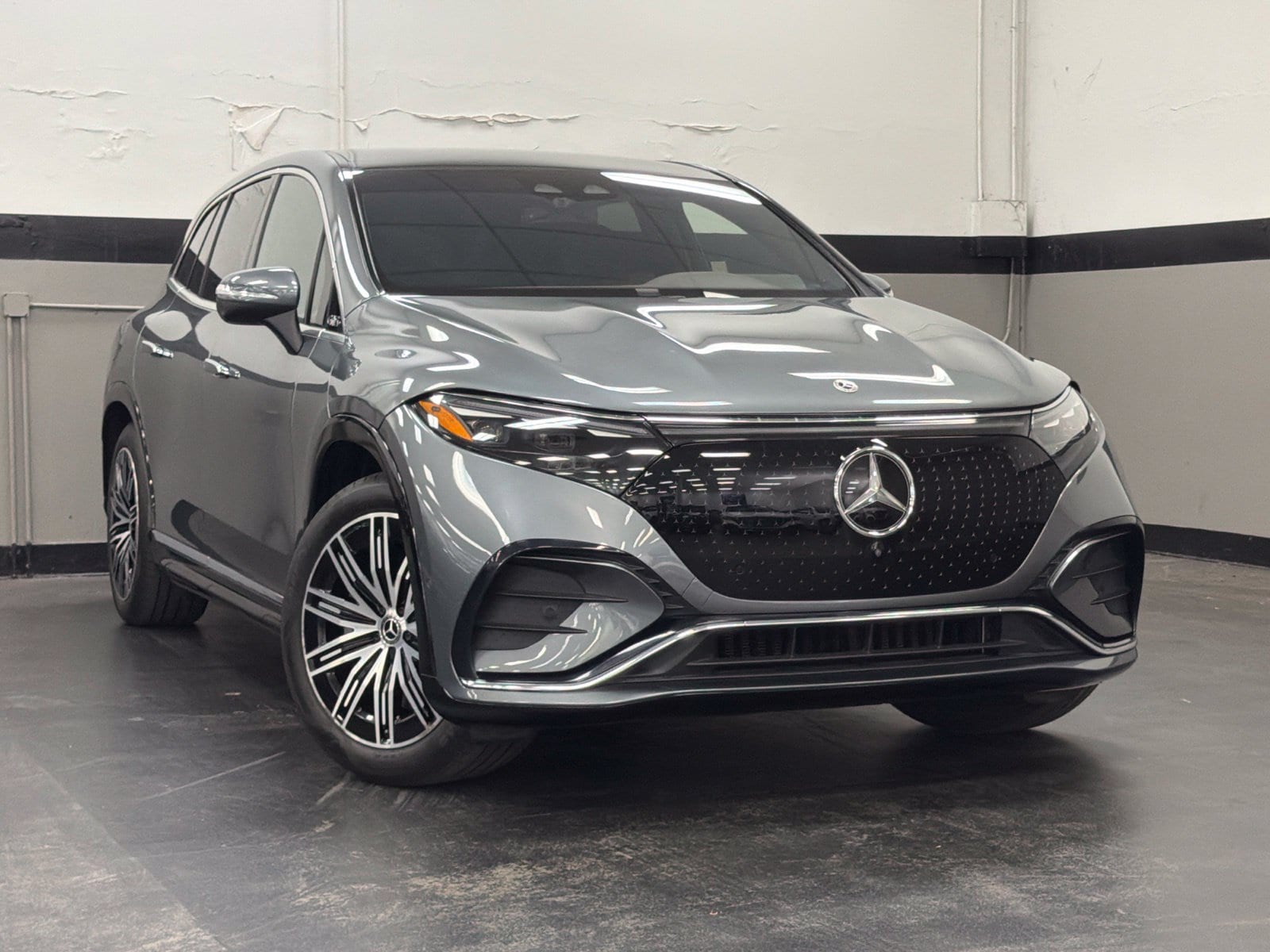 Used 2023 Mercedes-Benz EQS SUV Base with VIN 4JGDM4EB9PA015040 for sale in West Covina, CA
