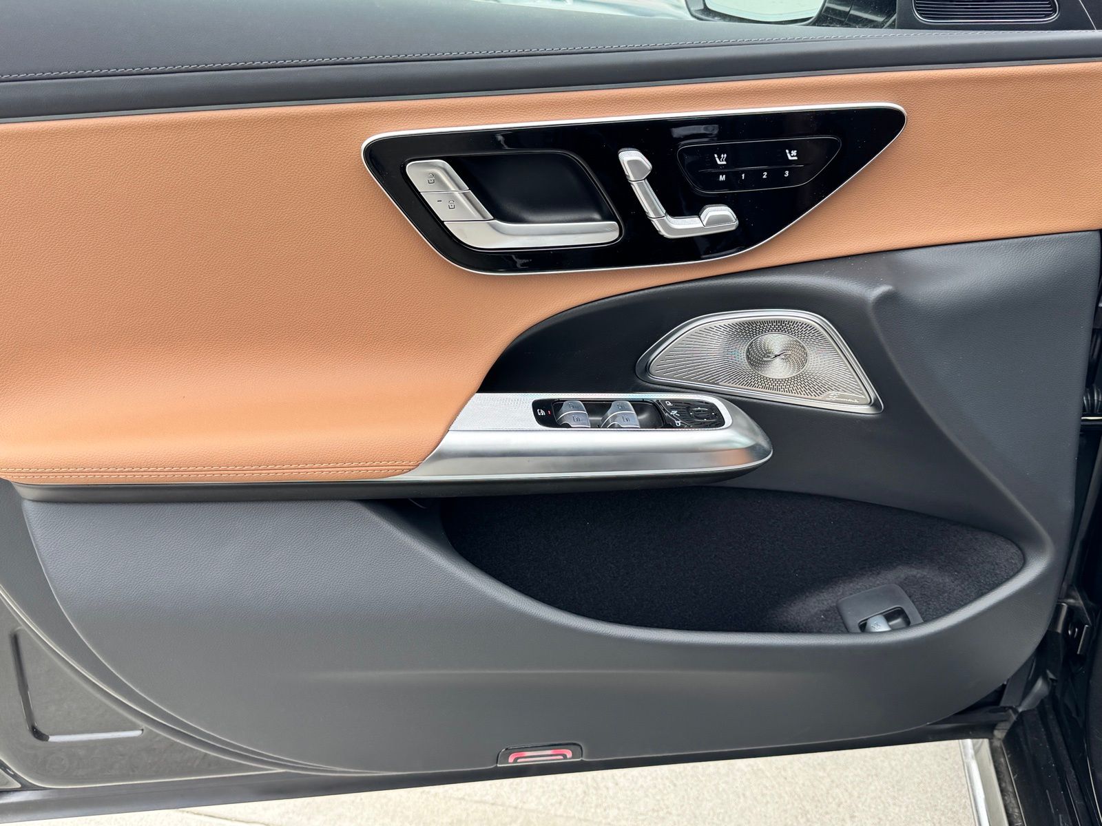 2025 Mercedes-Benz E-Class E350 - Photo 16