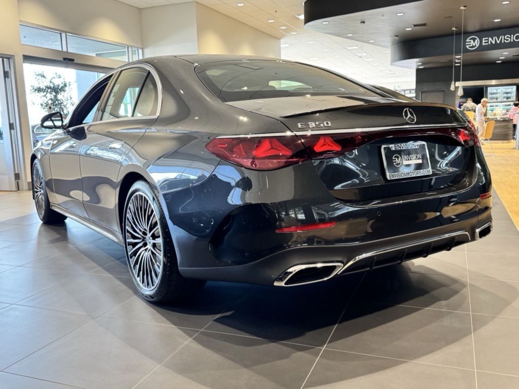 2025 Mercedes-Benz E-Class E350 - Photo 7