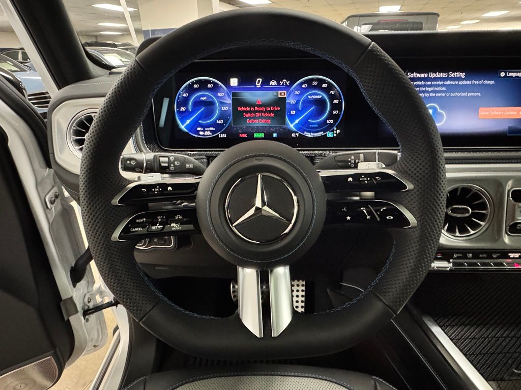 2025 Mercedes-Benz G-Class G580 - Photo 18