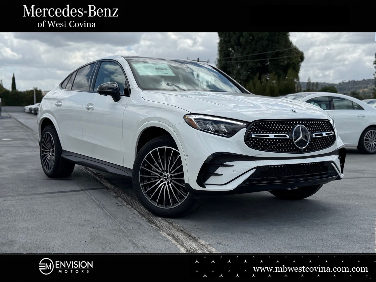 2026 Mercedes-Benz GLC GLC 300 4MATIC's photo