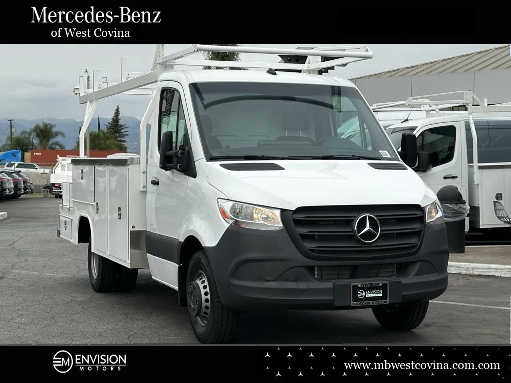 2024 Mercedes-Benz Sprinter 4500 144 WB HO's photo