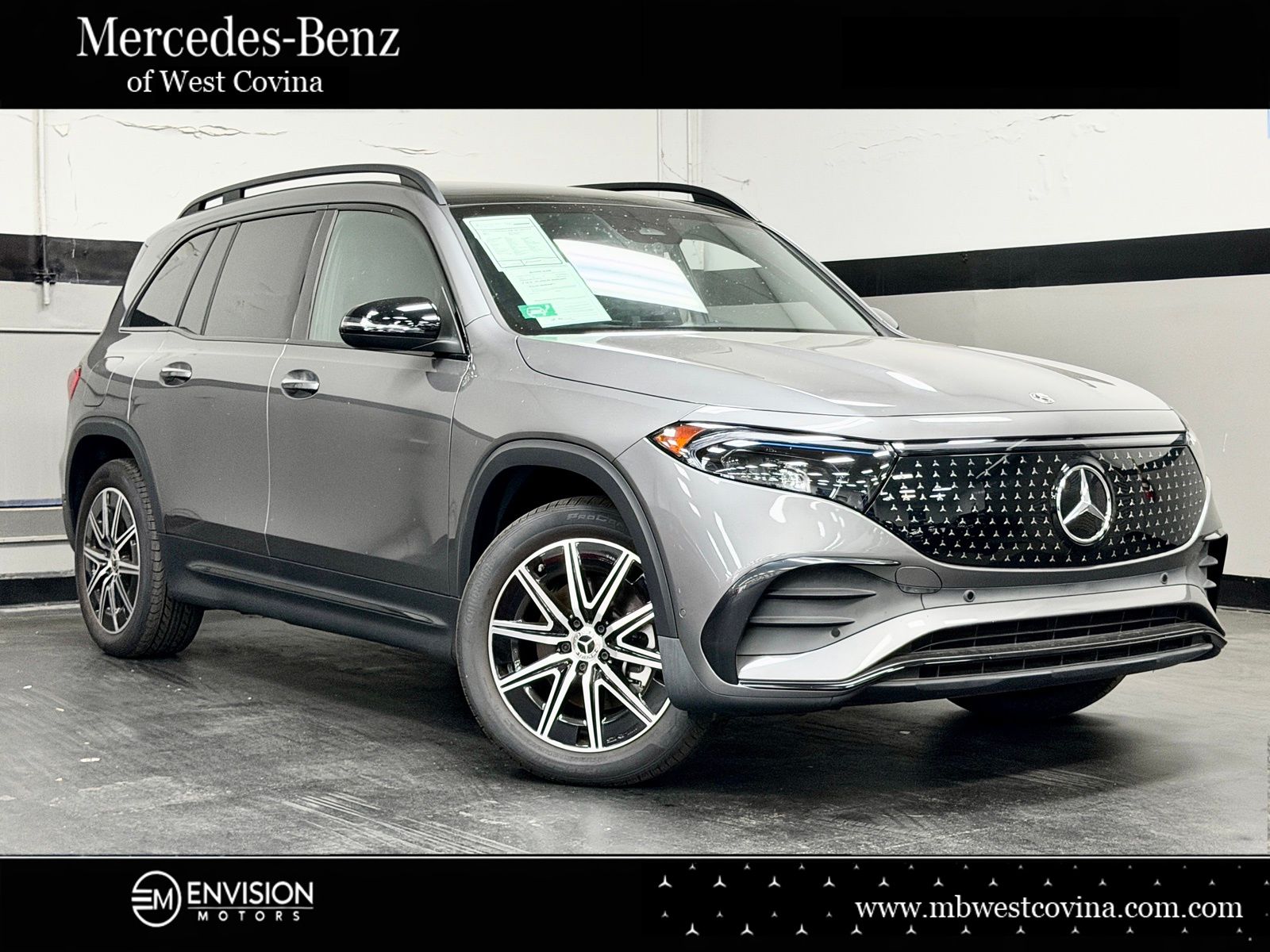 2024 Mercedes-Benz EQB EQB 300 4MATIC's photo