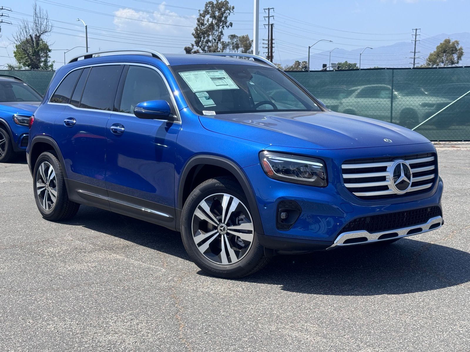 2025 Mercedes-Benz GLB Base - Photo 2
