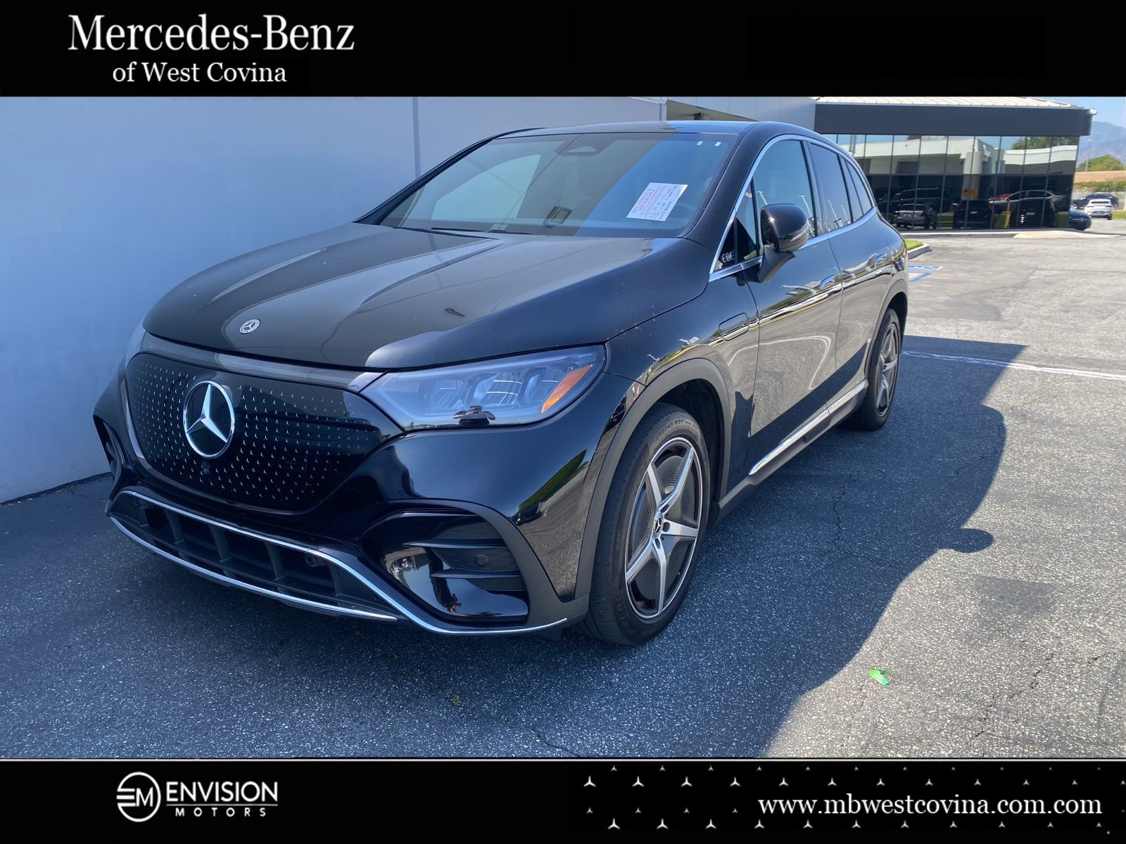 2023 Mercedes-Benz EQE SUV EQE 500 4MATIC's photo