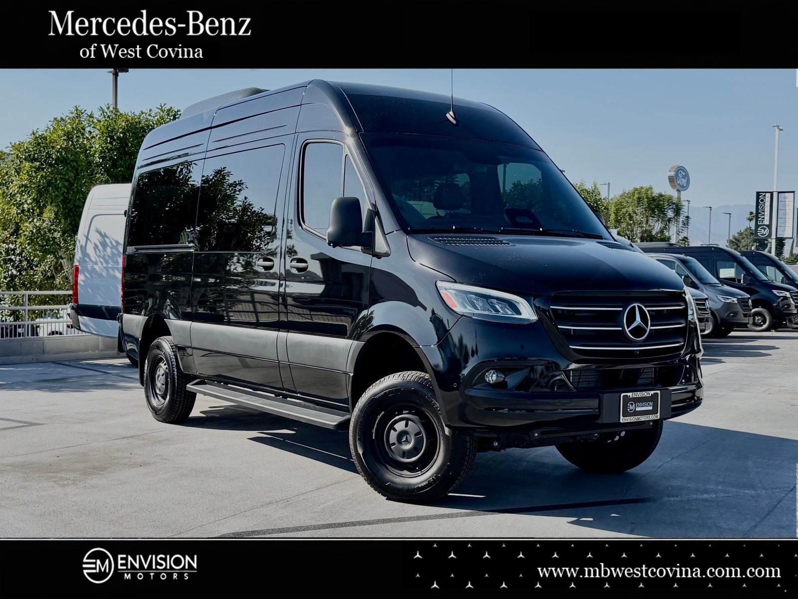 2026 Mercedes-Benz Sprinter 2500 144 WB HO Select AWD's photo