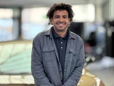 Staff member Adrien Romero from ID_da900f