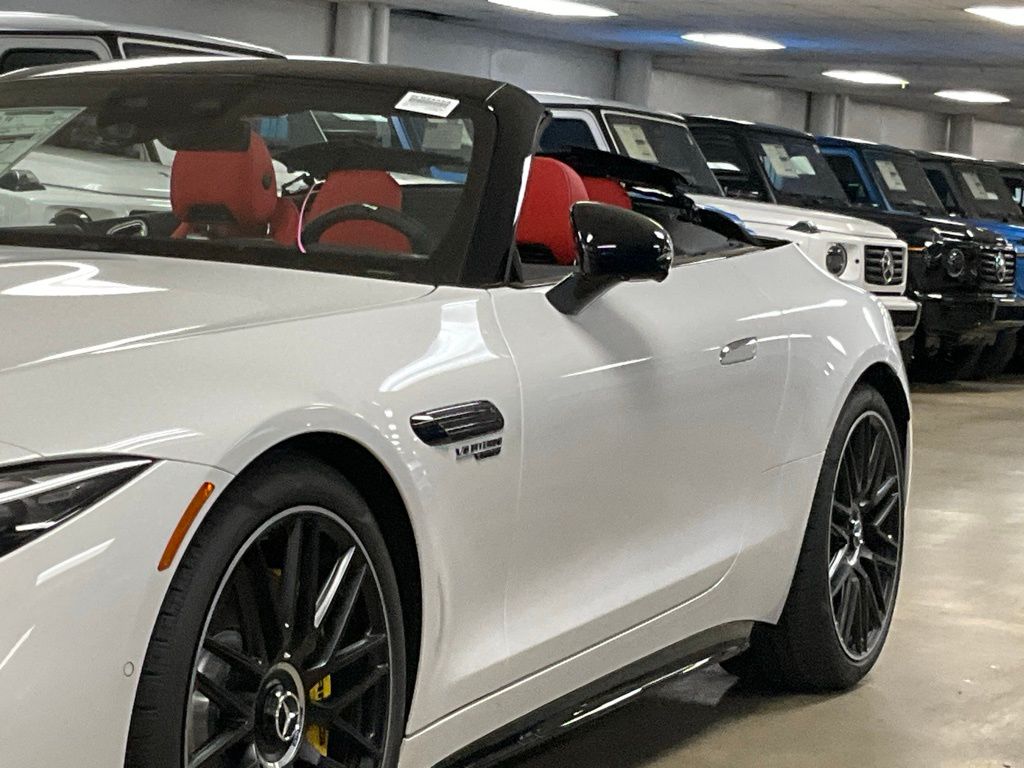 2025 Mercedes-Benz SL Mercedes-AMG - Photo 9