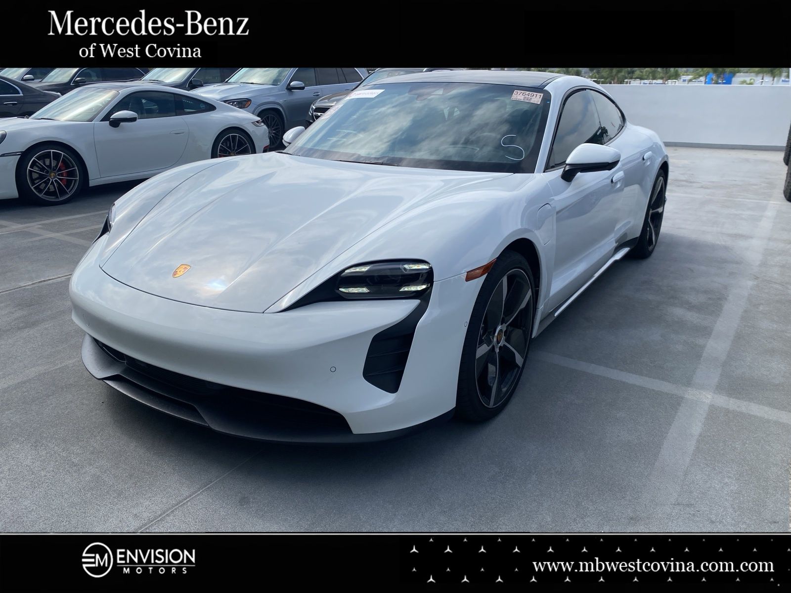 2023 Porsche Taycan -'s photo