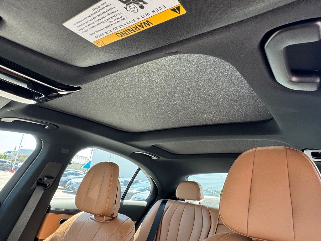 2025 Mercedes-Benz E-Class E350 - Photo 20