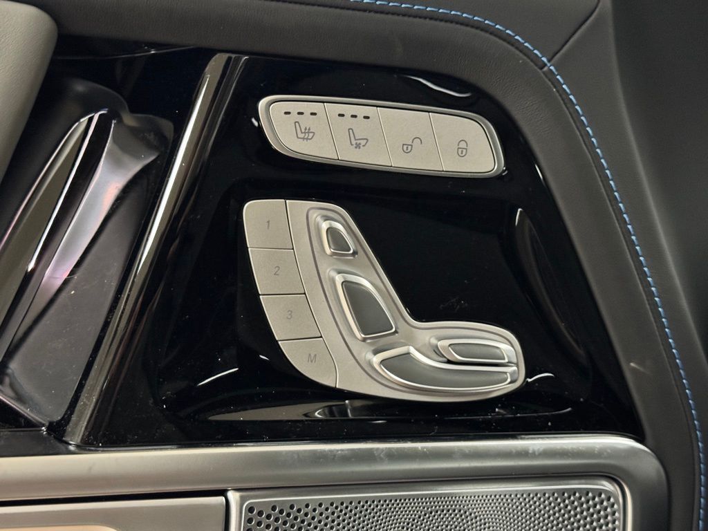 2025 Mercedes-Benz G-Class G580 - Photo 15
