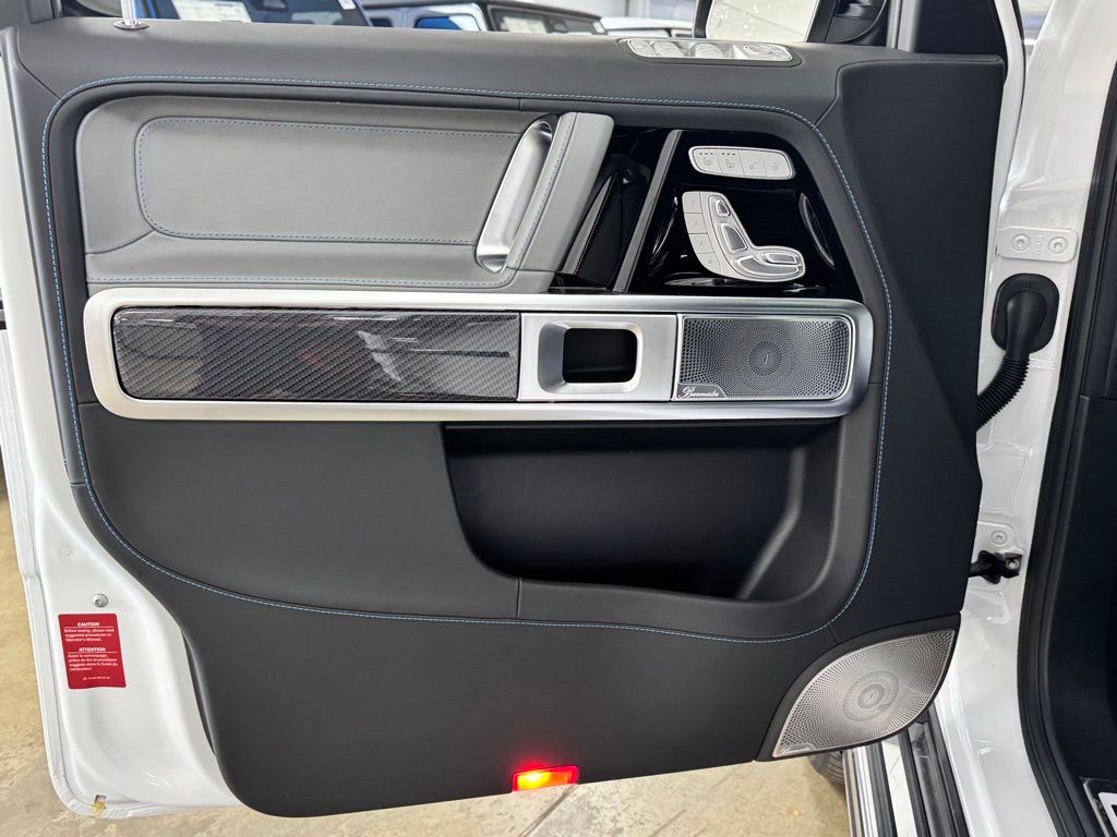 2025 Mercedes-Benz G-Class G580 - Photo 14