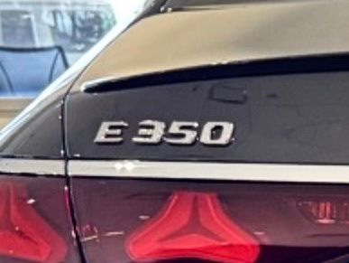 2025 Mercedes-Benz E-Class E350 - Photo 11