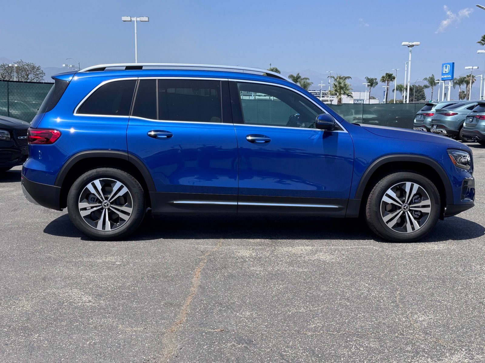 2025 Mercedes-Benz GLB Base - Photo 12