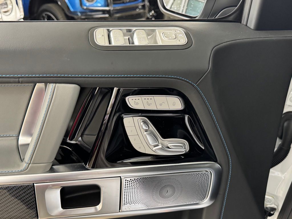 2025 Mercedes-Benz G-Class G580 - Photo 15