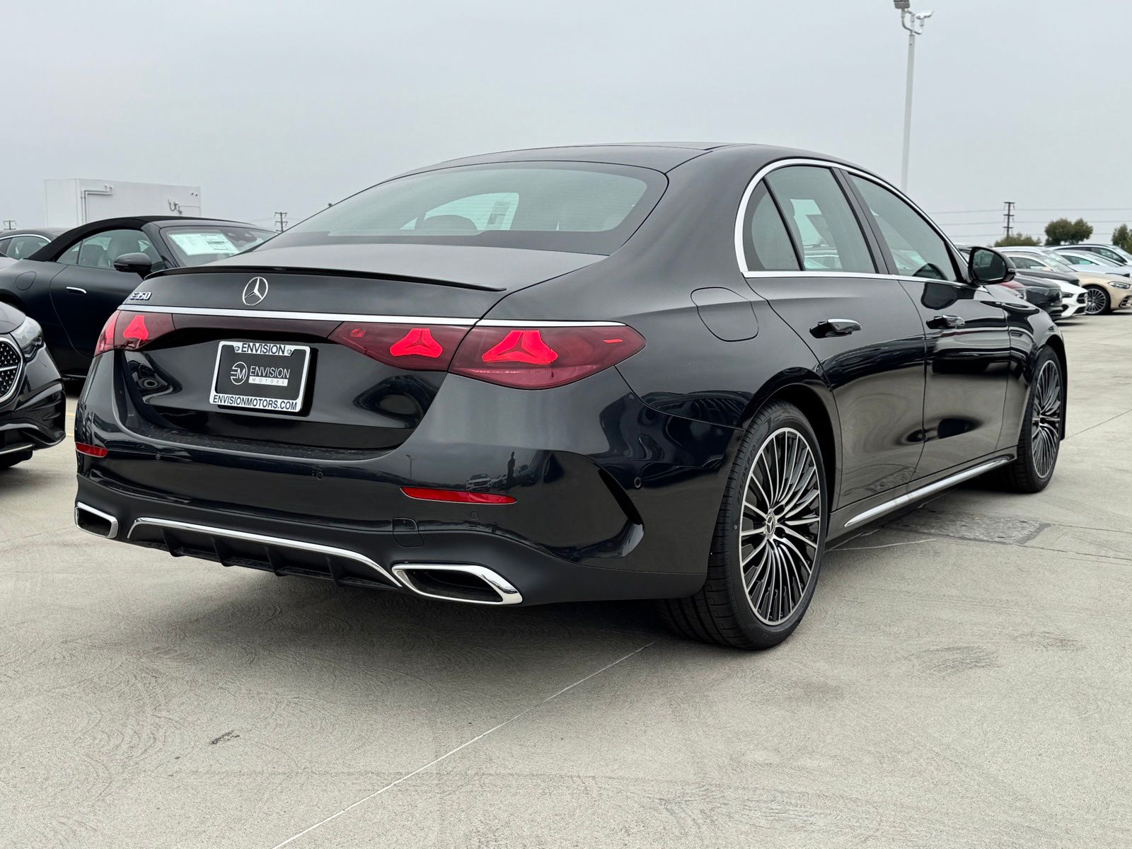 2025 Mercedes-Benz E-Class E350 - Photo 11