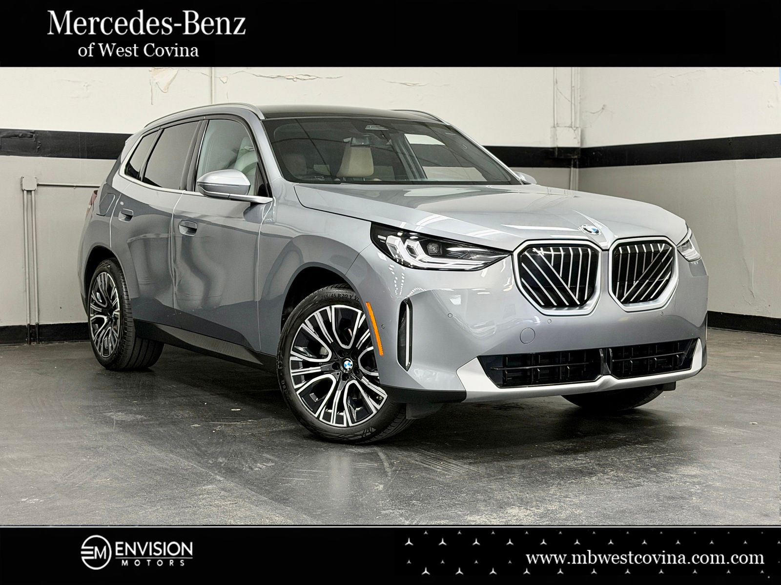 2025 BMW X3 30 XDRIVE's photo