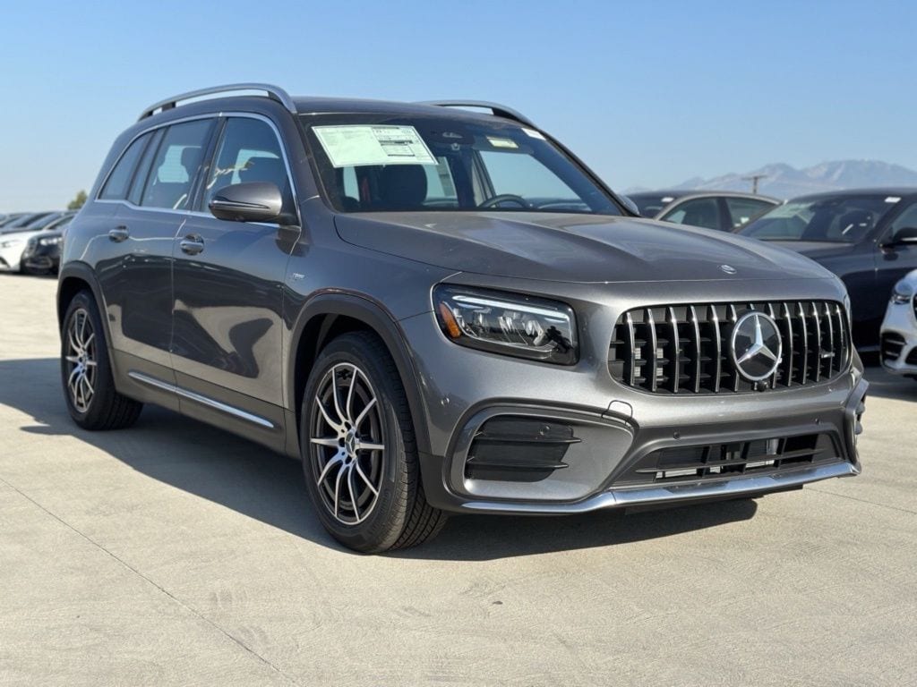 2025 Mercedes-Benz GLB