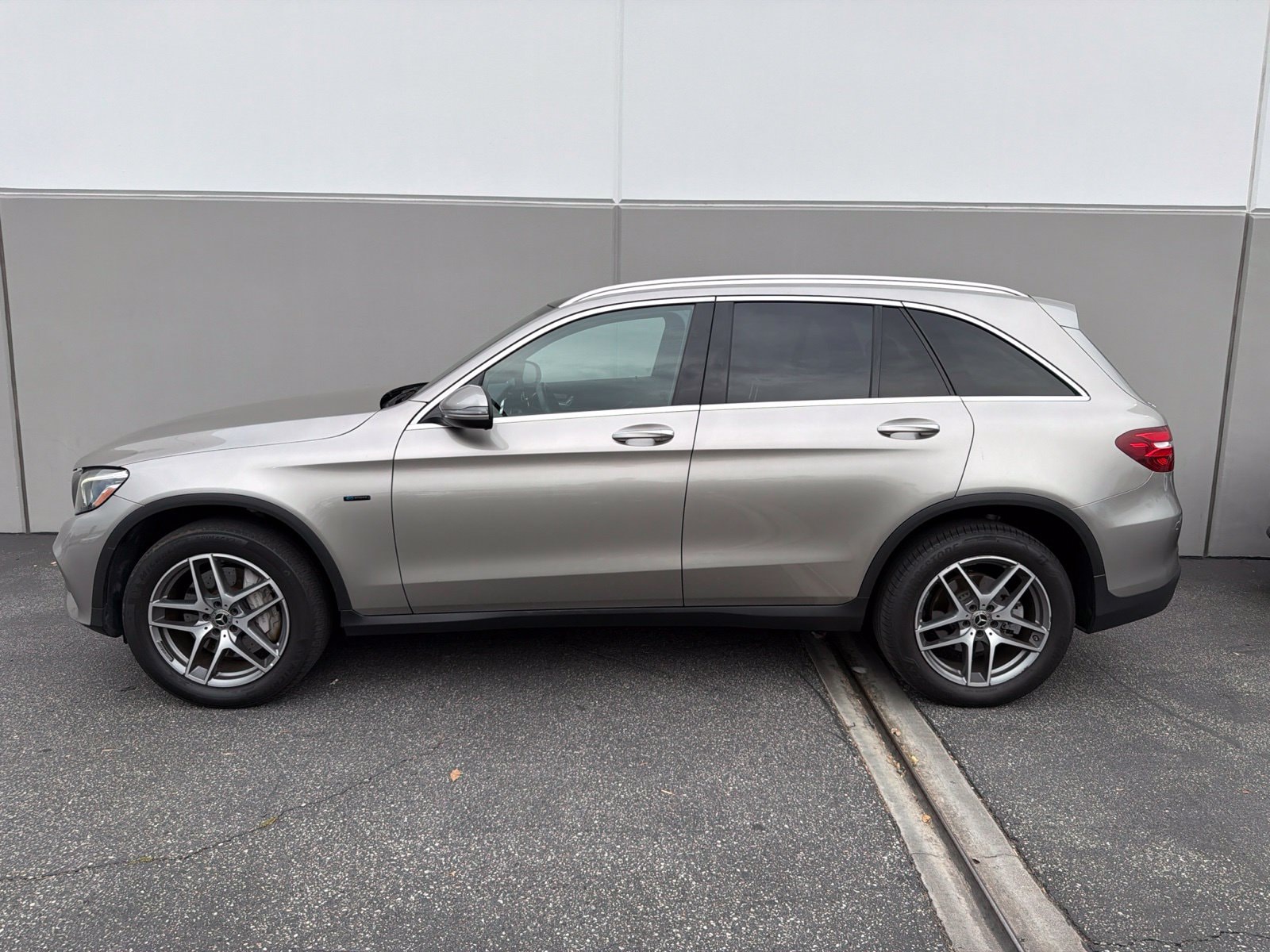 Used 2019 Mercedes-Benz GLC GLC350e with VIN WDC0G5EB7KF637836 for sale in West Covina, CA