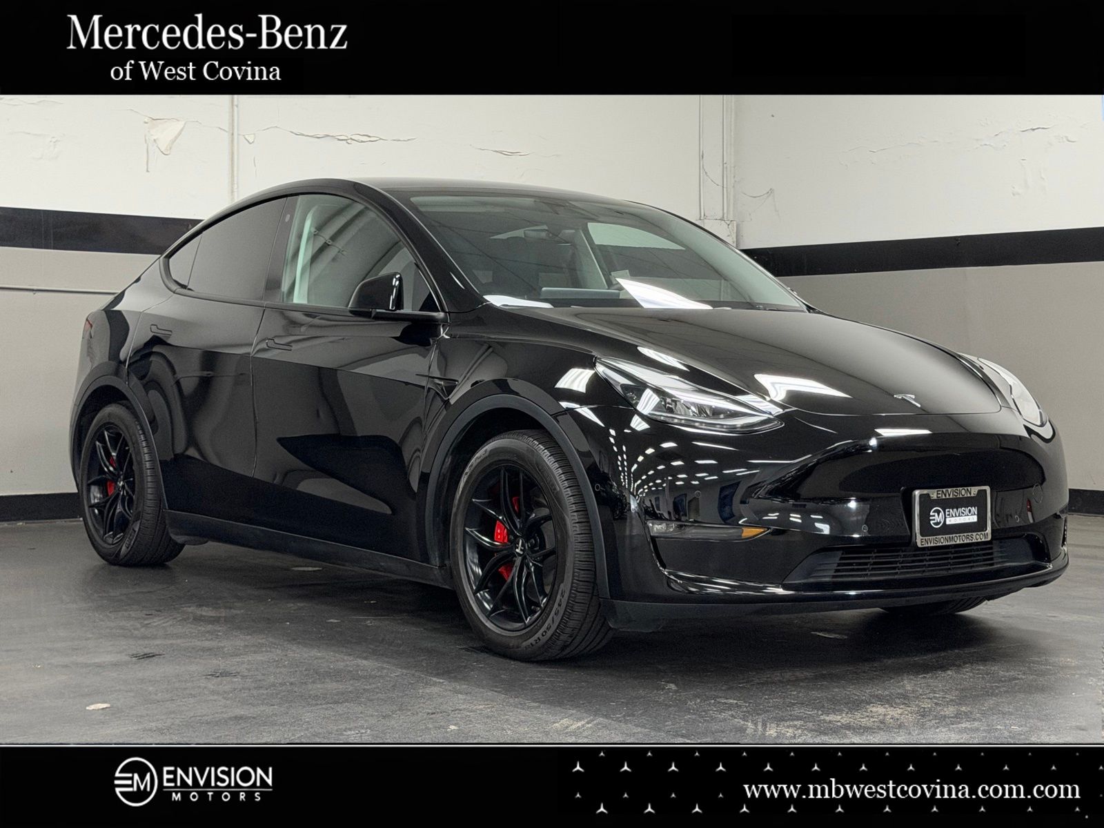 2022 Tesla Model Y Performance Dual Motor All-Wheel Drive's photo