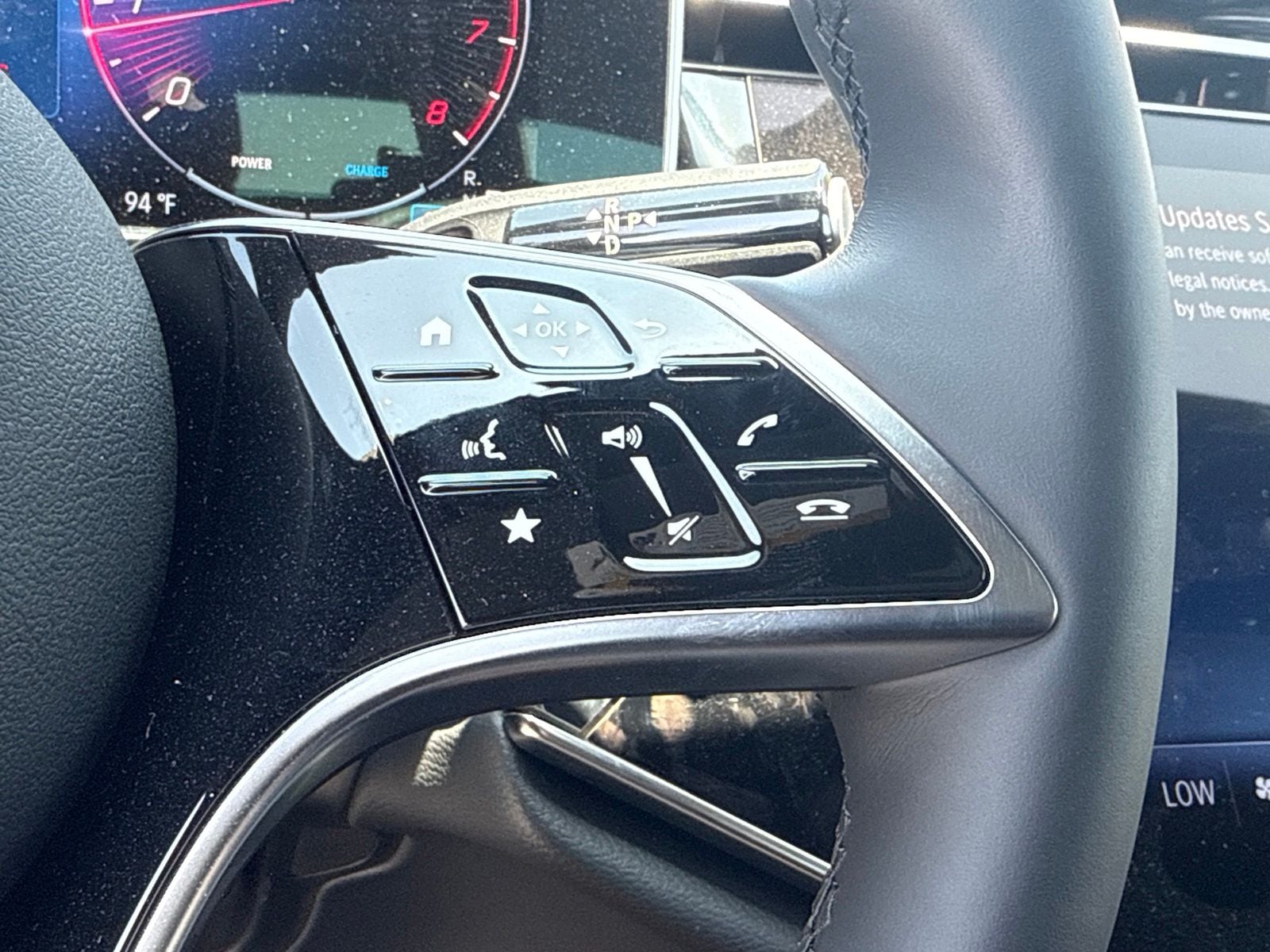 2025 Mercedes-Benz E-Class E350 - Photo 24