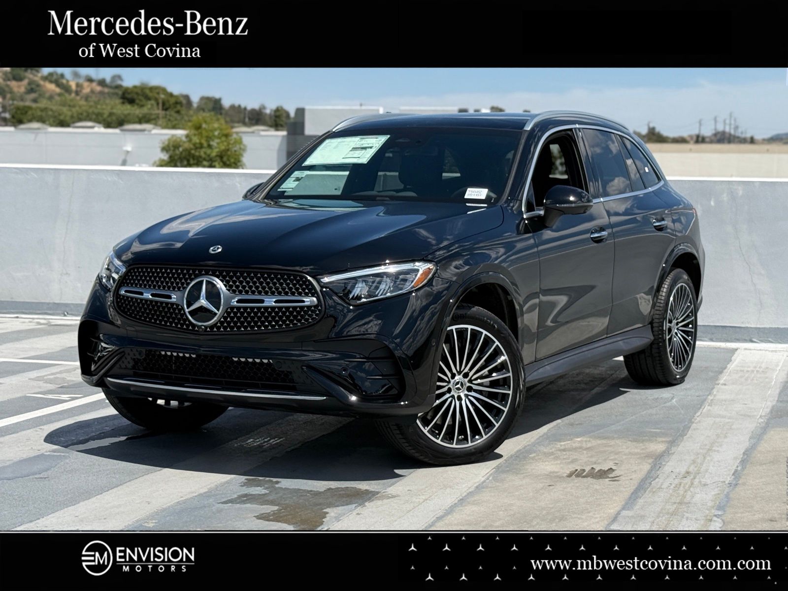 2026 Mercedes-Benz GLC GLC 300's photo