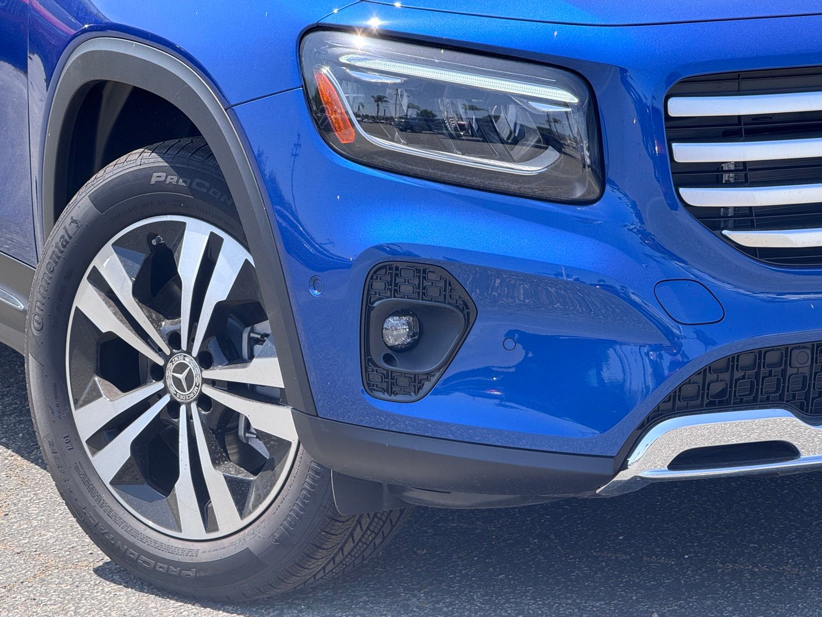 2025 Mercedes-Benz GLB Base - Photo 4