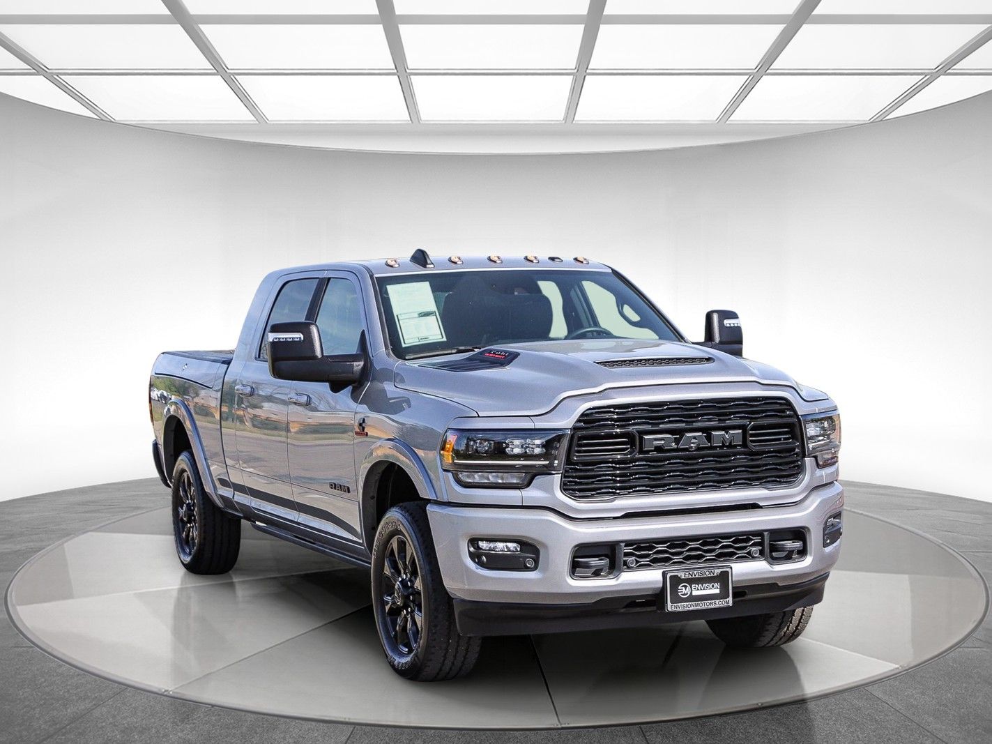 2024 Ram 3500 Limited photo 4
