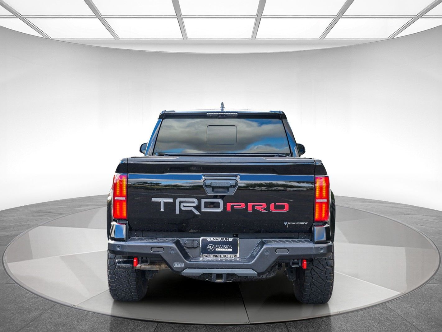 2025 Toyota Tacoma Hybrid TRD Pro photo 2