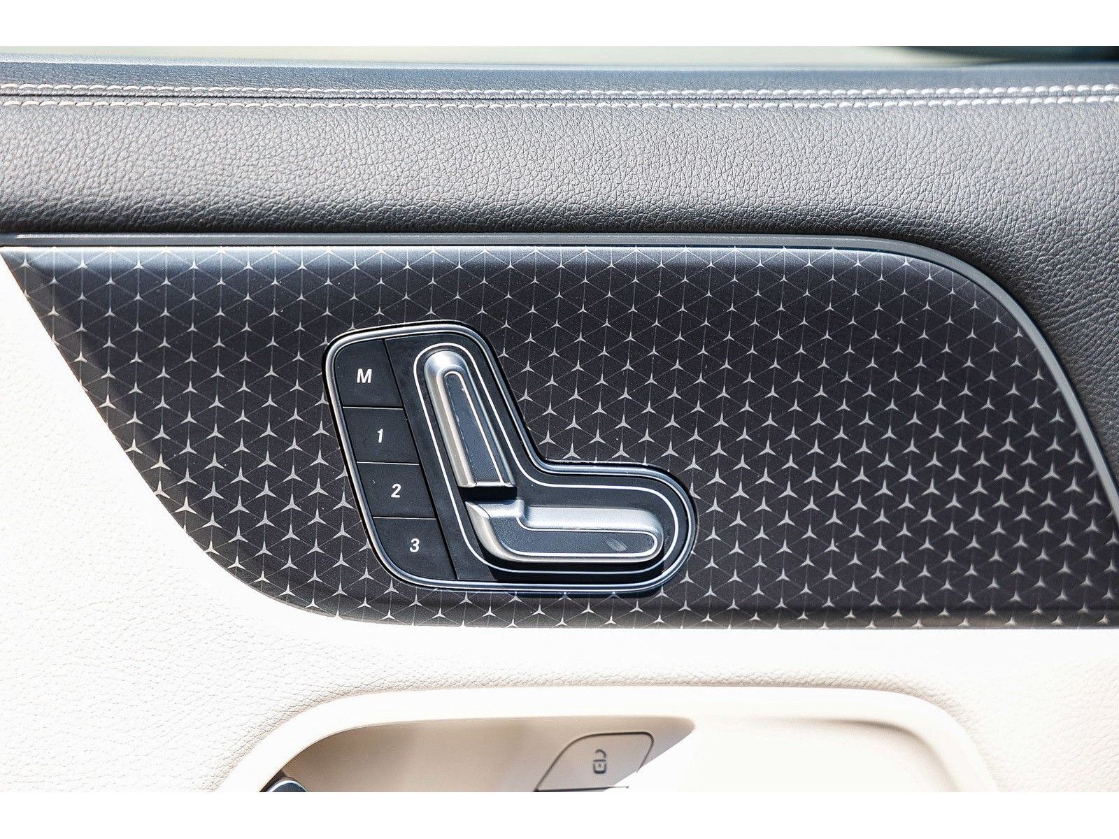 2025 Mercedes-Benz GLA GLA250 - Photo 22