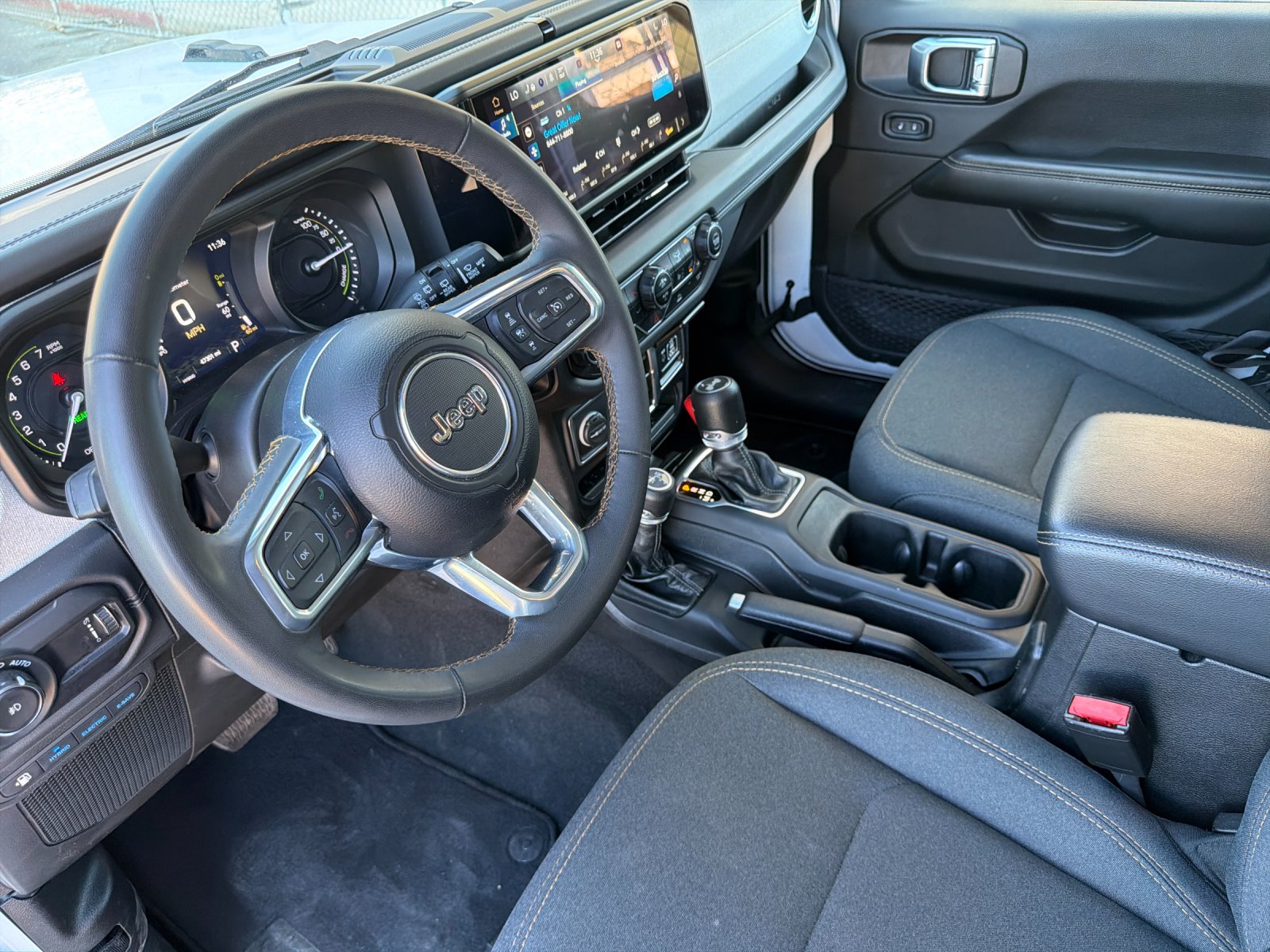 2024 Jeep Wrangler 4xe Sahara 4XE - Photo 9