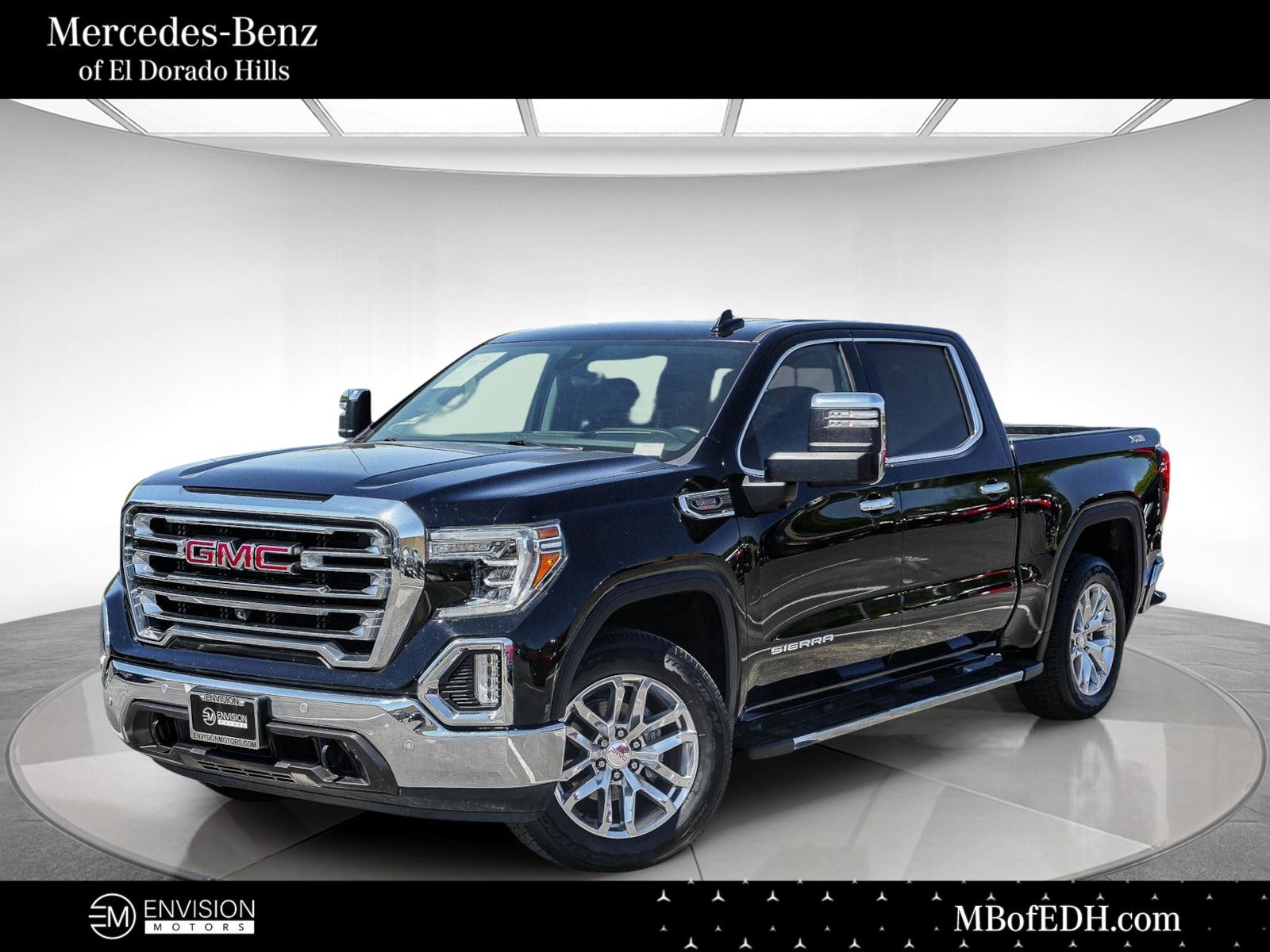 2021 GMC Sierra 4WD Crew Cab Short Box SLT's photo