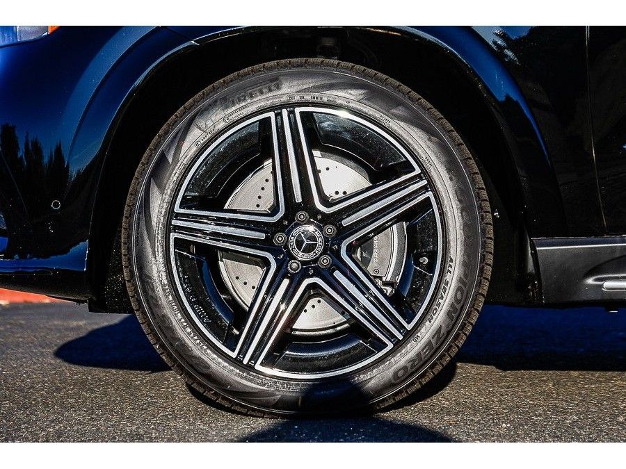 2026 Mercedes-Benz GLE GLE450 - Photo 8