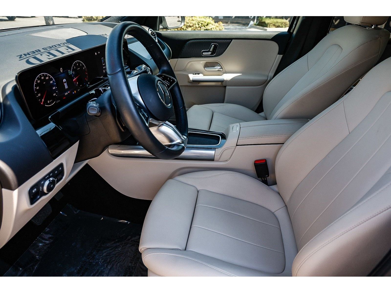 2025 Mercedes-Benz GLA GLA250 - Photo 19