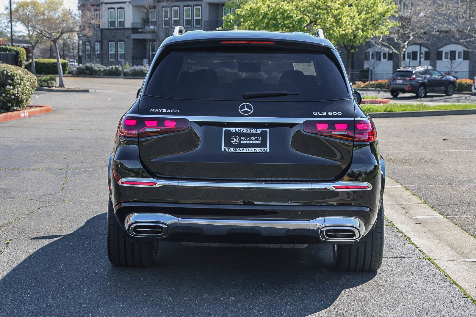 2024 Mercedes-Benz GLS Maybach GLS 600 photo 3