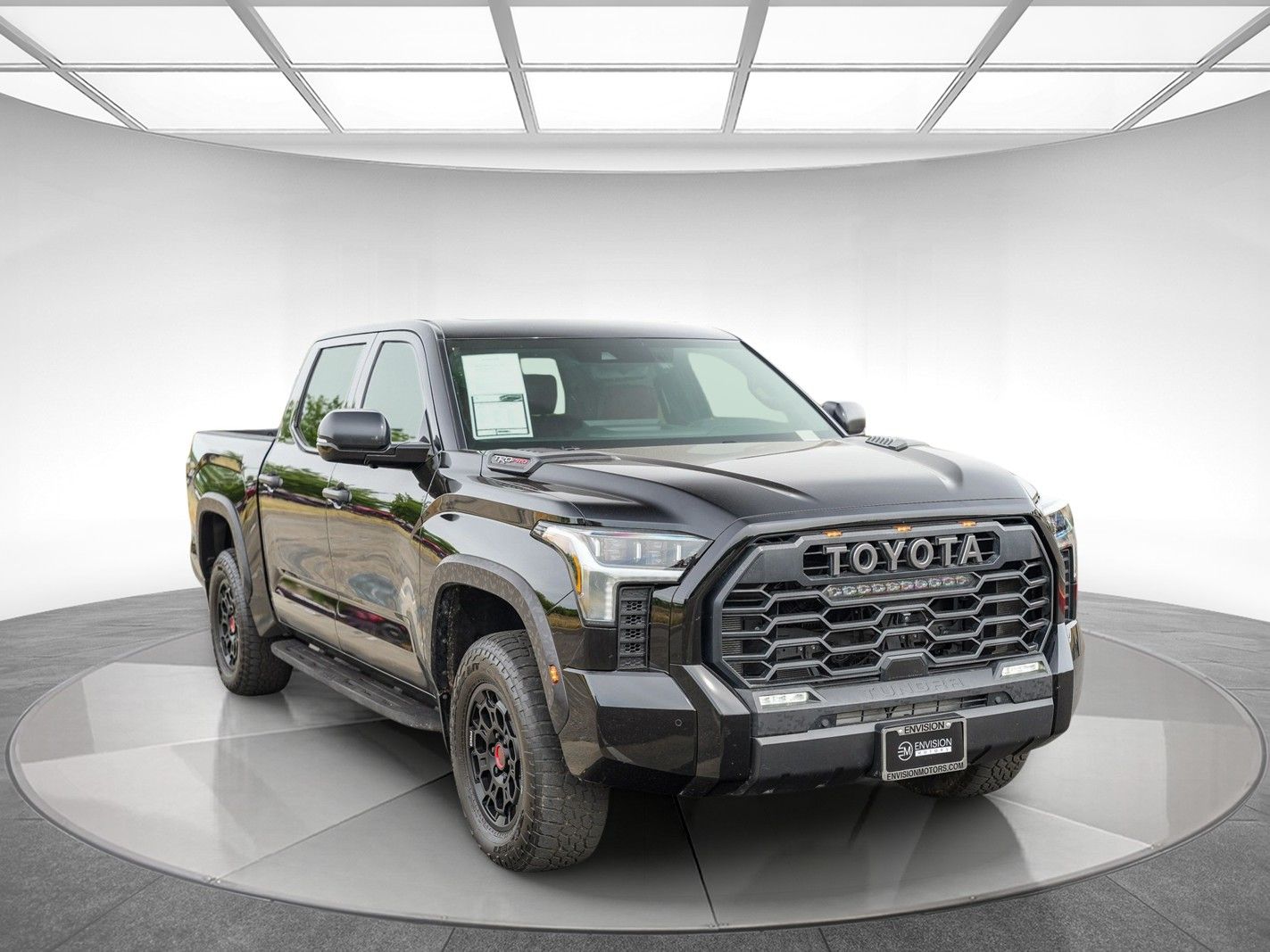 2025 Toyota Tundra Hybrid TRD Pro photo 4